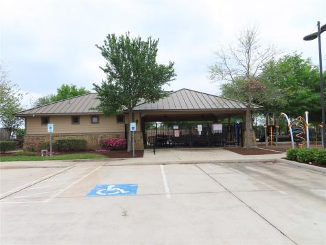 13707 Contour Court Richmond TX 77407