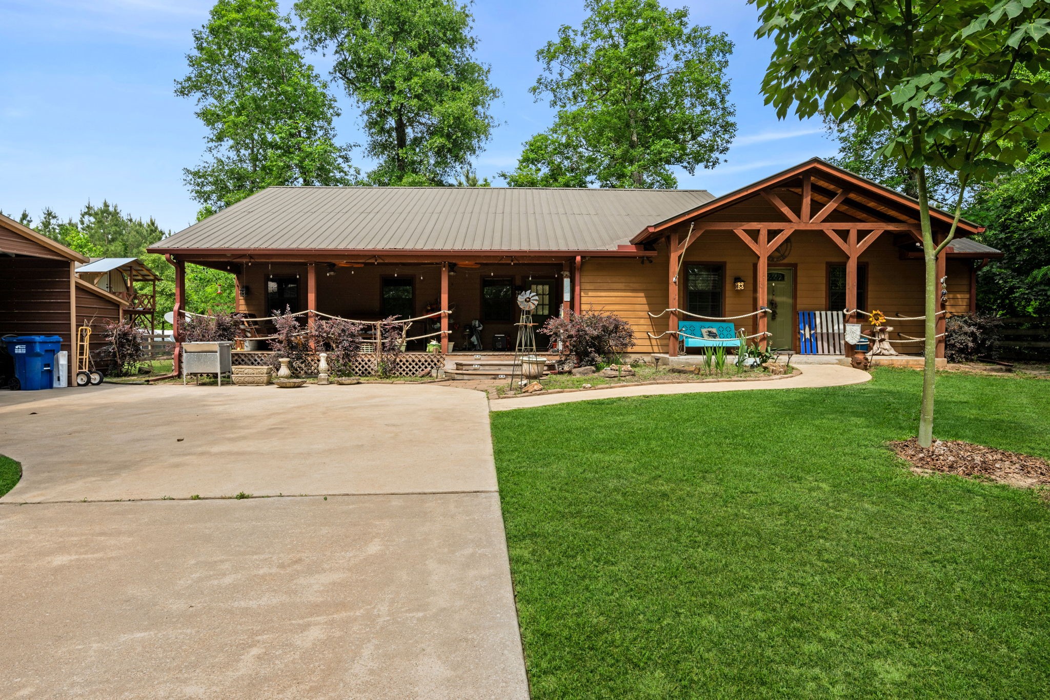 836 Hickory Lake Livingston TX 77351