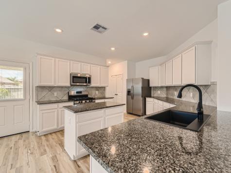 3040 Newcastle Crest Lane Dickinson TX 77539