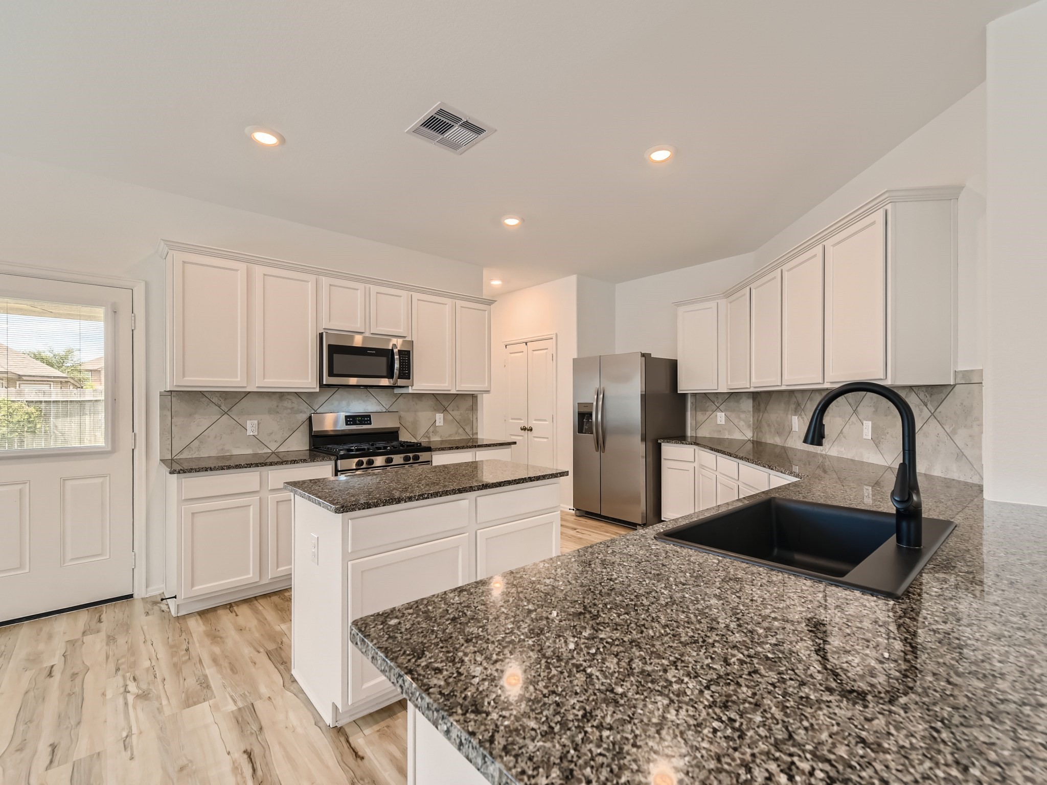 3040 Newcastle Crest Lane Dickinson TX 77539