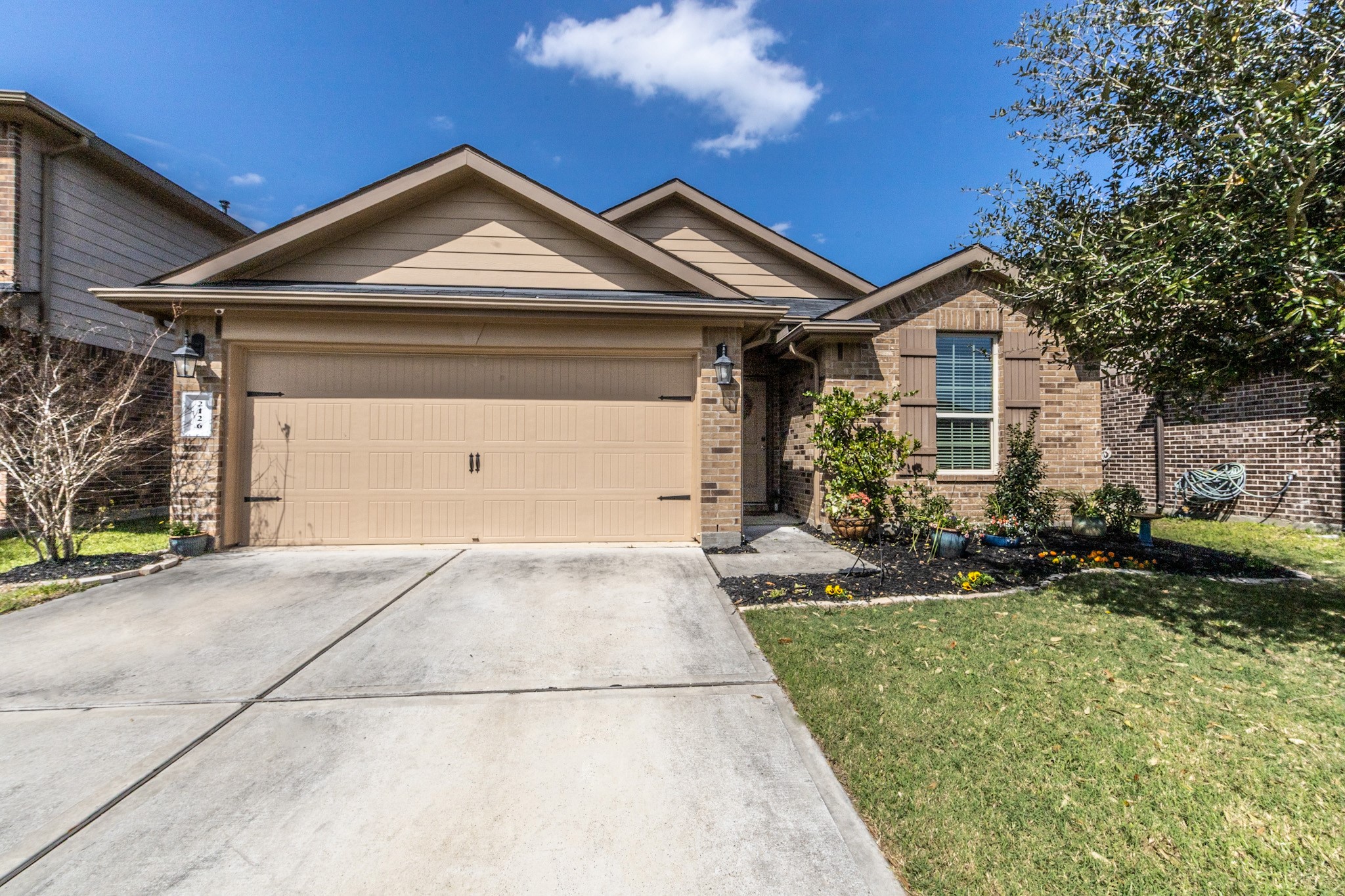 2126 Bravos Manor Lane Fresno TX 77545