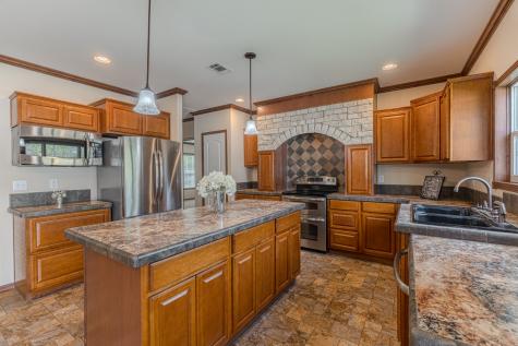 115 Canadian Drive Trinity TX 75862