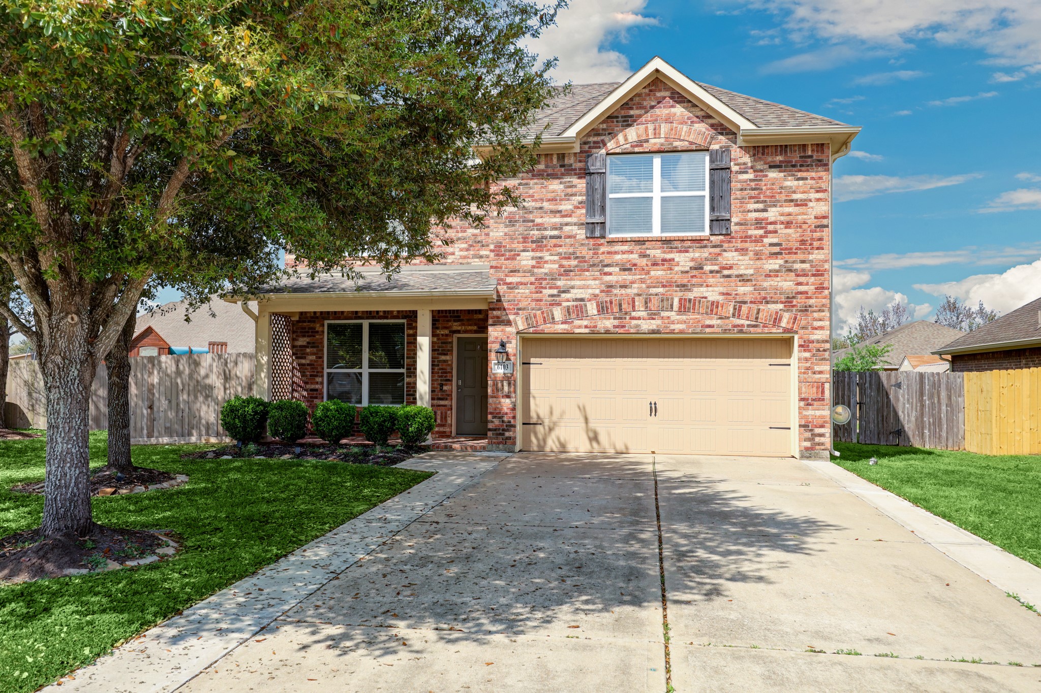 6103 Trout Court Pearland TX 77581