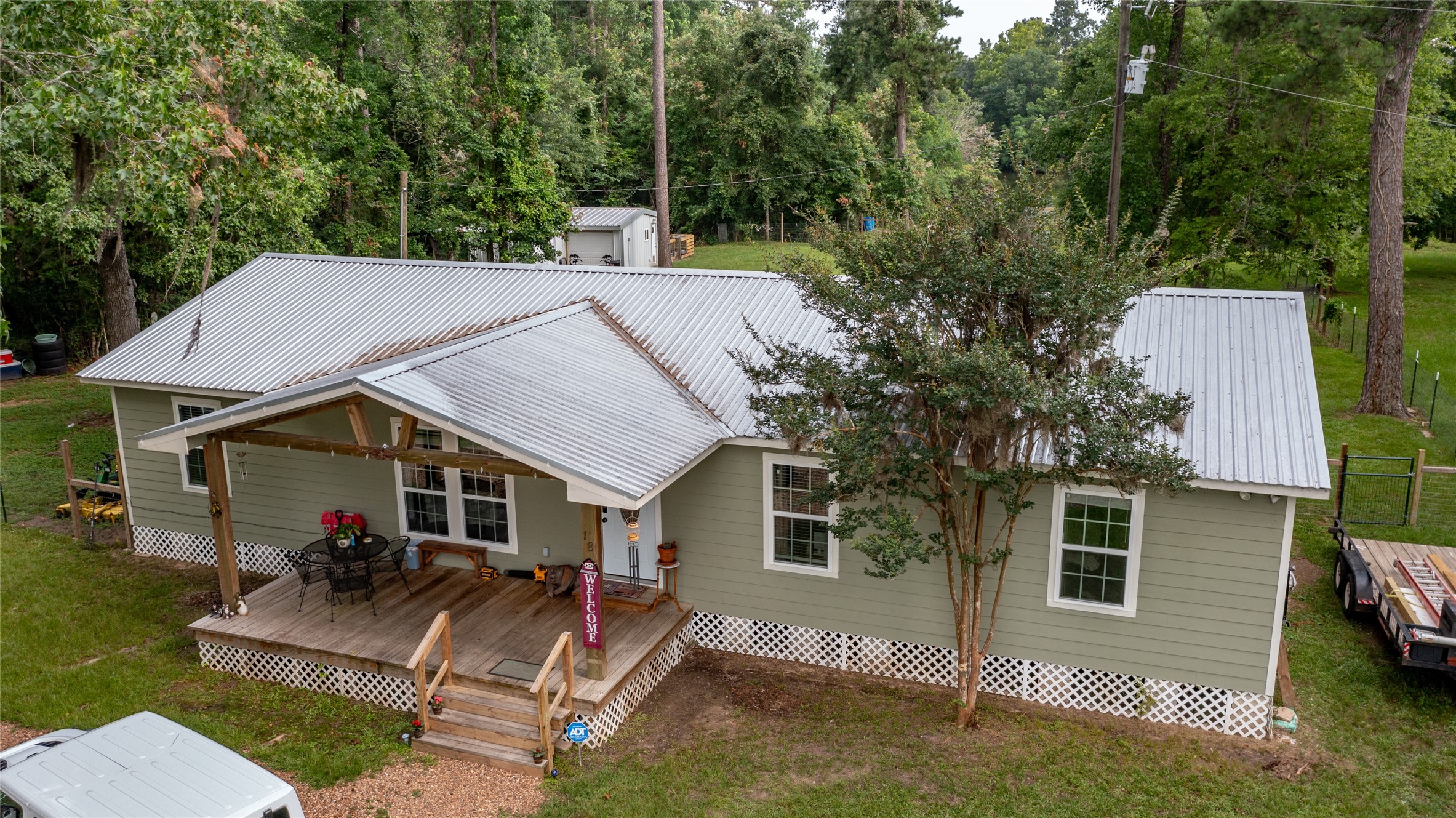 18 County Road 21681 Cleveland TX 77327