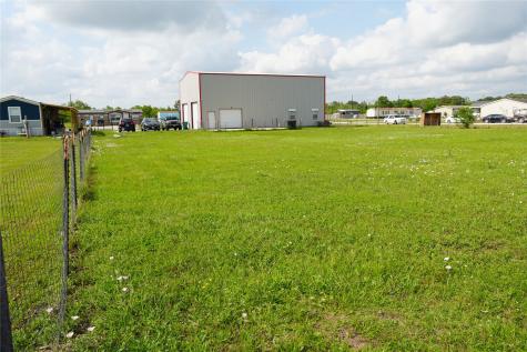 8417 Los Robles Avenue Alvin TX 77511