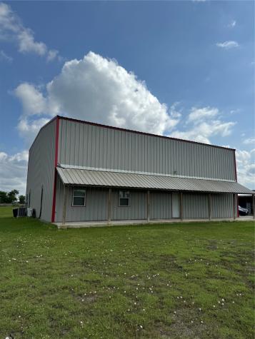 8417 Los Robles Avenue Alvin TX 77511