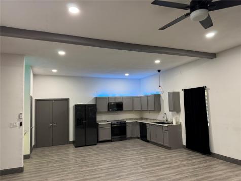 8417 Los Robles Avenue Alvin TX 77511
