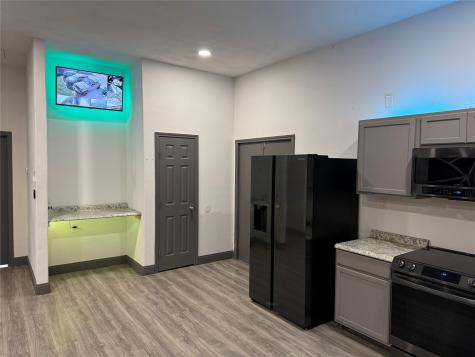8417 Los Robles Avenue Alvin TX 77511