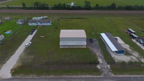 8417 Los Robles Avenue Alvin TX 77511