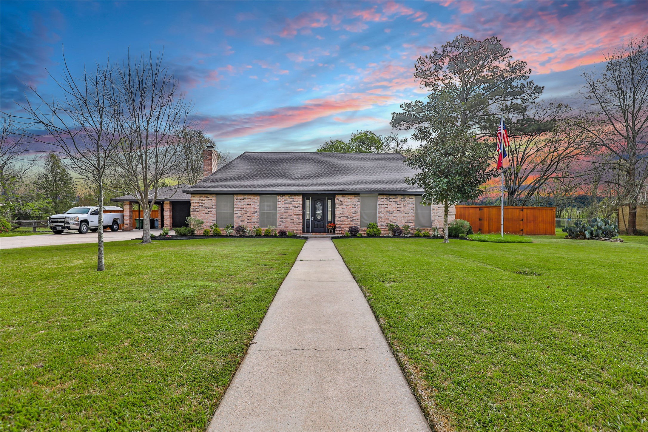 5008 N Travis Street Liberty TX 77575