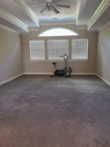 223 N Oak Buna TX 77612