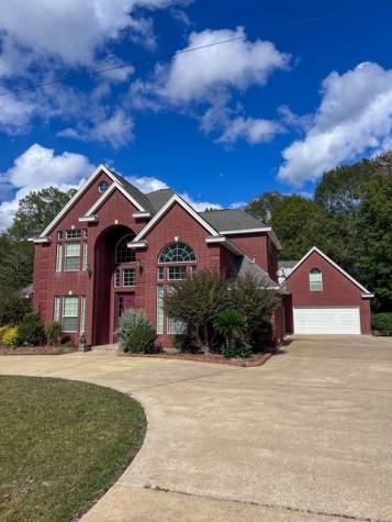 223 N Oak Buna TX 77612