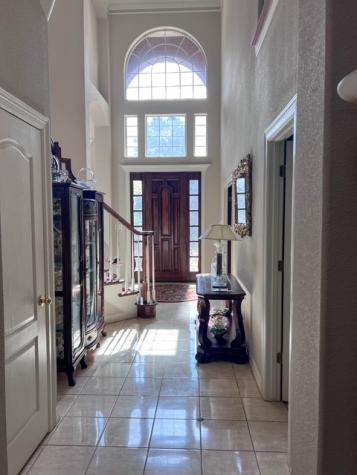 223 N Oak Buna TX 77612