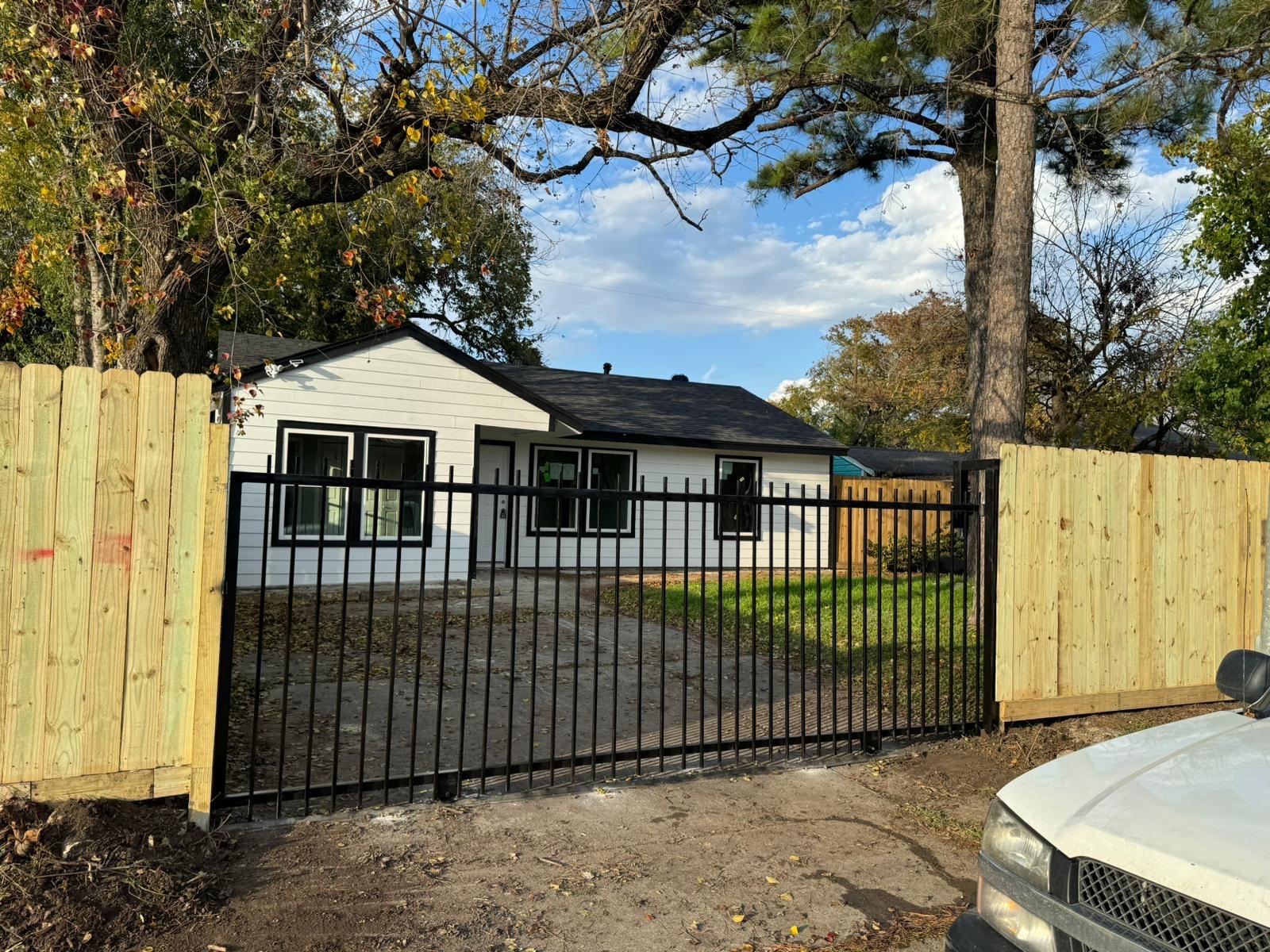 5305 Southlea Street Houston TX 77033