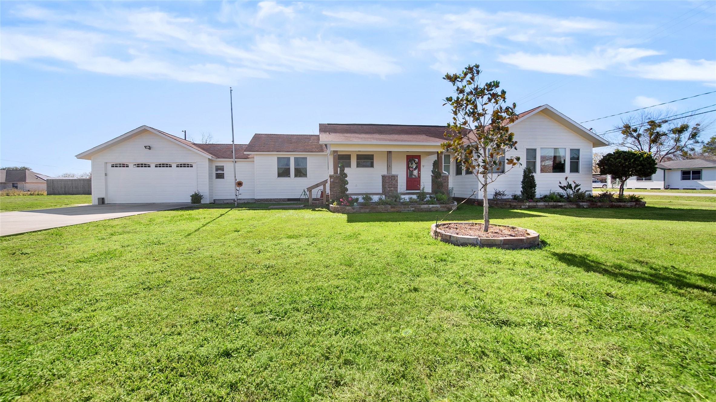 10502 N L Street La Porte TX 77571