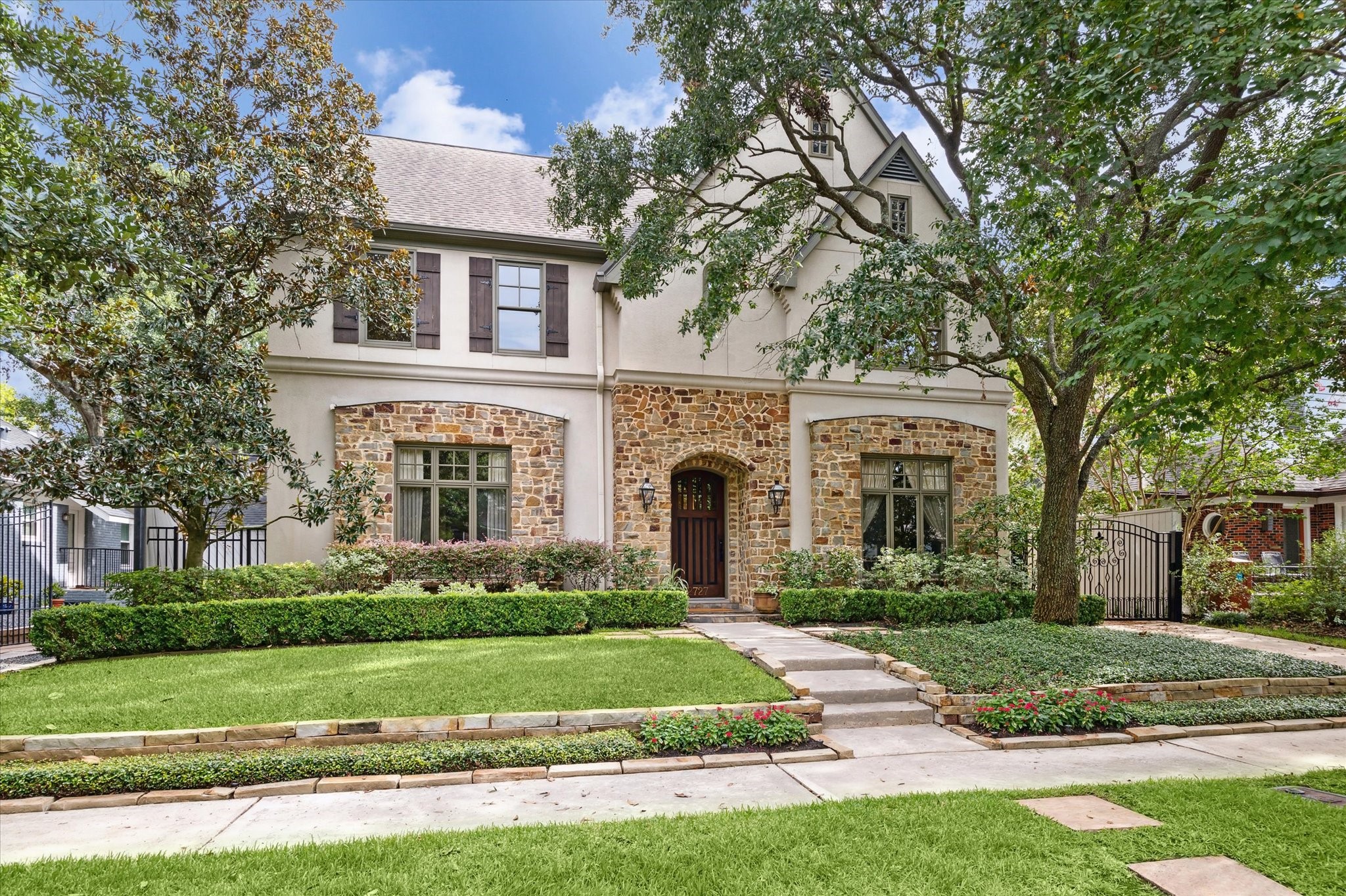 2727 Carolina Way Houston TX 77005