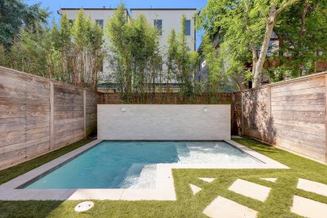 5417 Rose Street Houston TX 77007