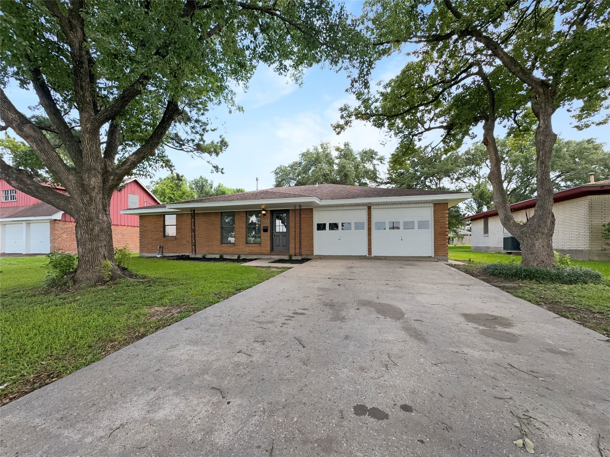 1921 19th Avenue N Texas City TX 77590