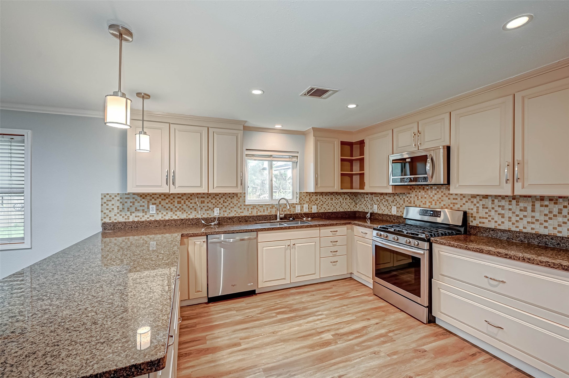 11906 Renwick Drive Houston TX 77035