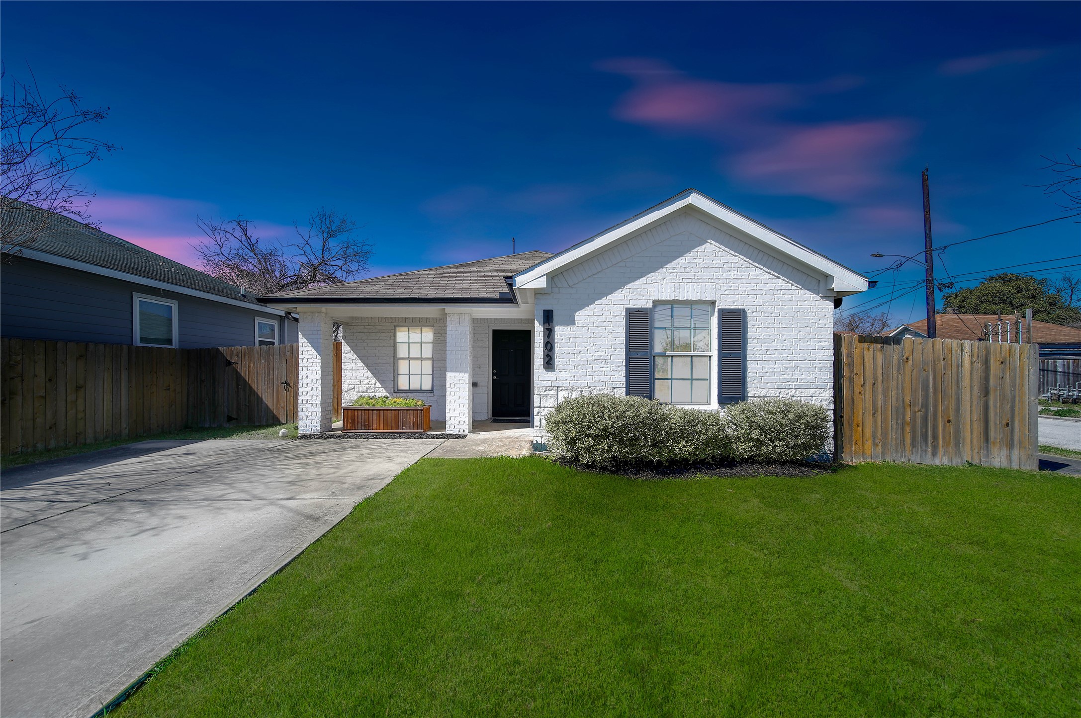 1702 Sampson Street Houston TX 77003