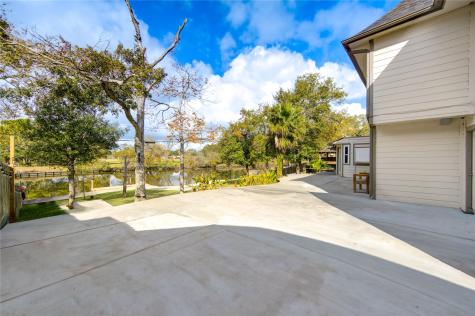 303 Old Bayou Drive Dickinson TX 77539