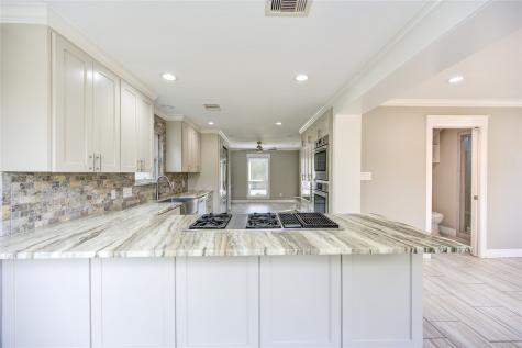 303 Old Bayou Drive Dickinson TX 77539