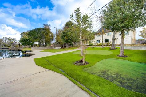 303 Old Bayou Drive Dickinson TX 77539