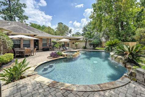 19 Split Rail Place Spring TX 77382