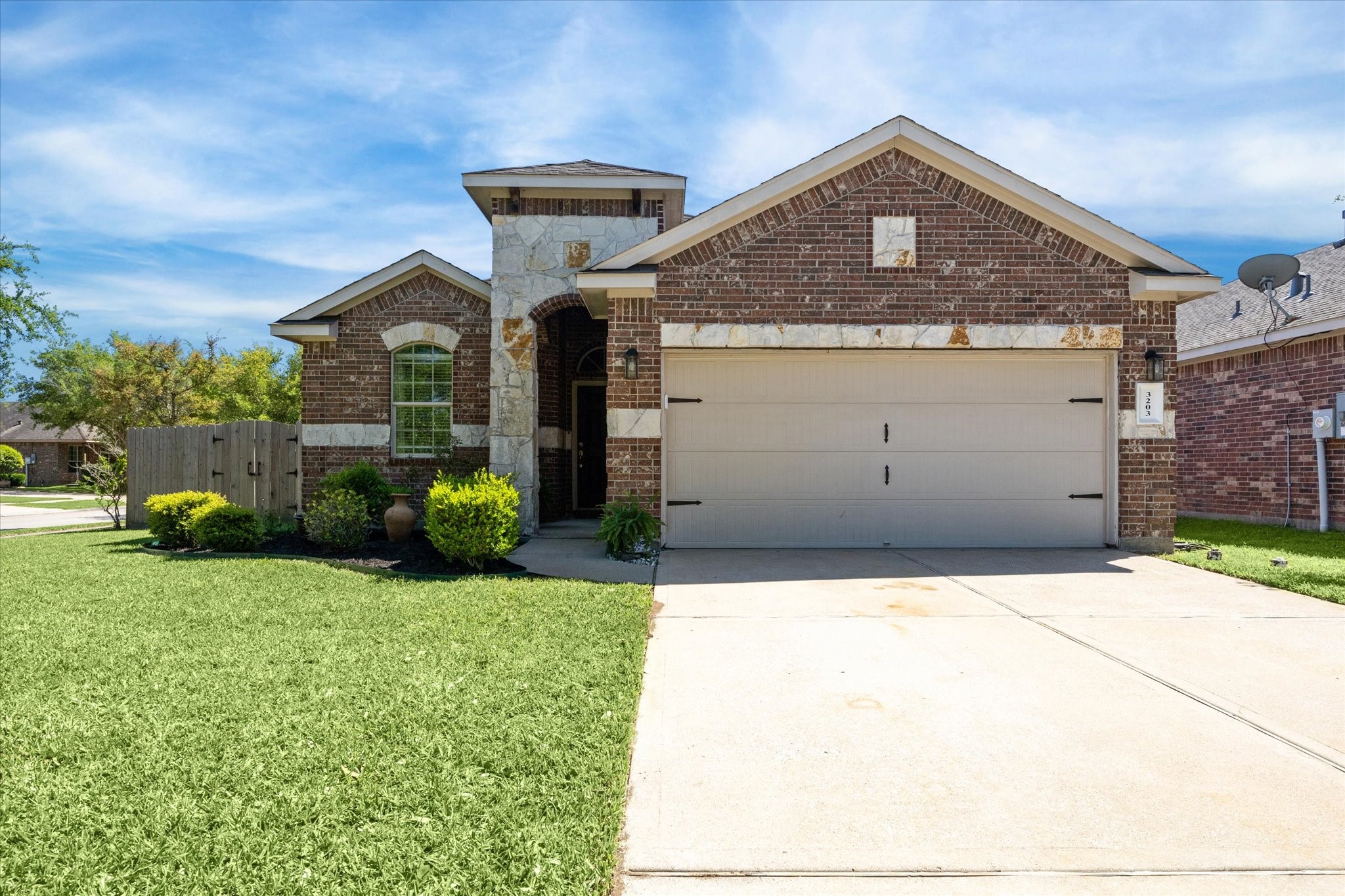 3203 Carriage Cove Court Dickinson TX 77539