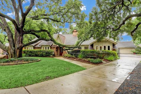 7823 Fairdale Lane Houston TX 77063