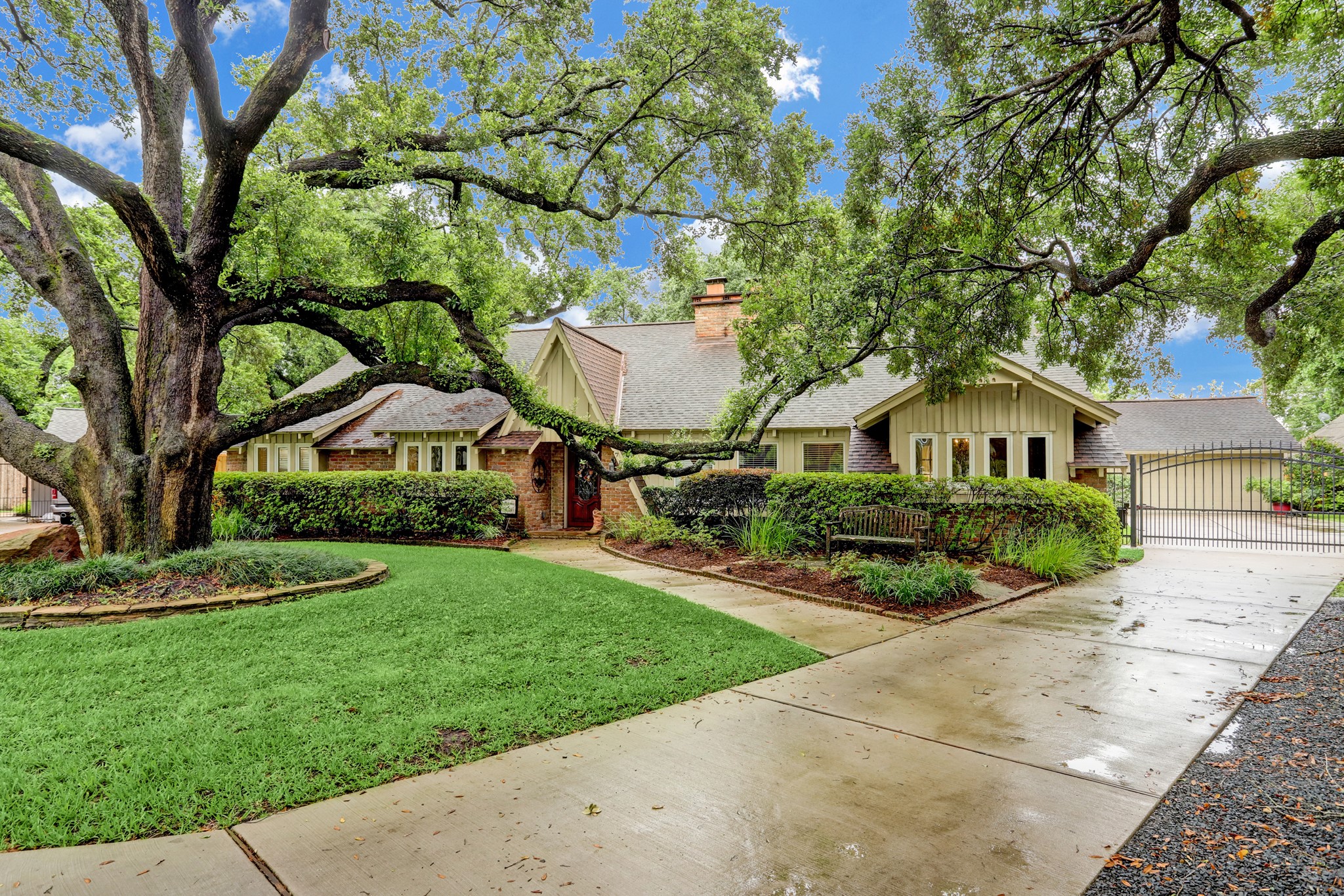 7823 Fairdale Lane Houston TX 77063