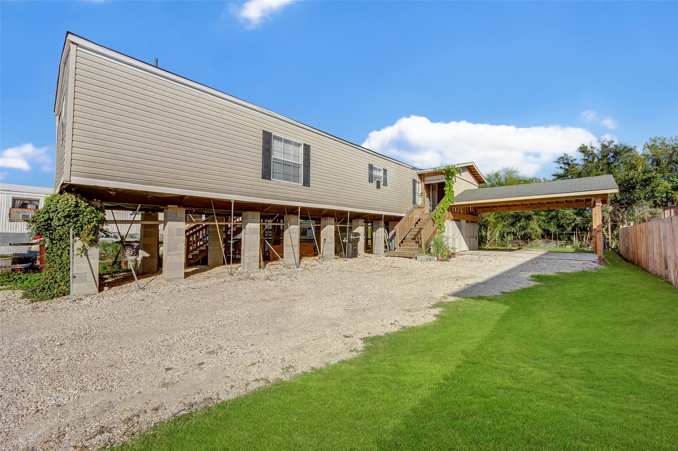 521 18th Street Dickinson TX 77539