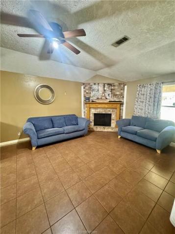 2408 N Thompson Street Conroe TX 77303