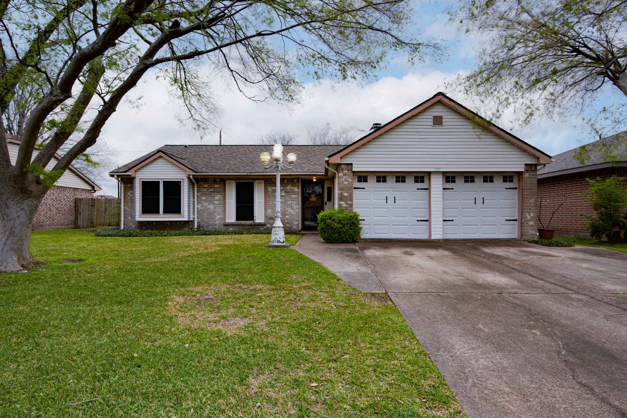 4223 Arapajo Street Baytown TX 77521