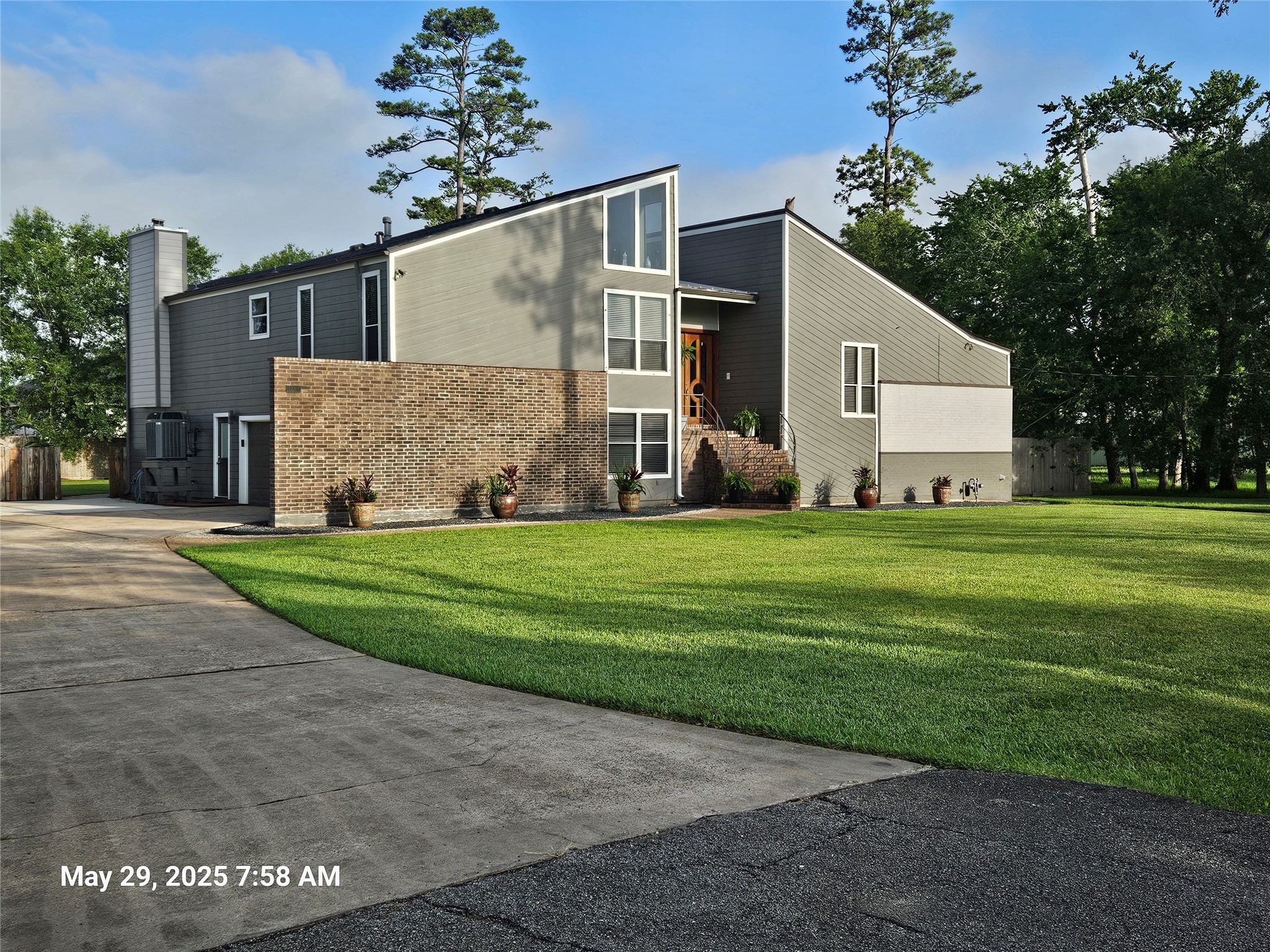 4500 Country Club Drive Dickinson TX 77539