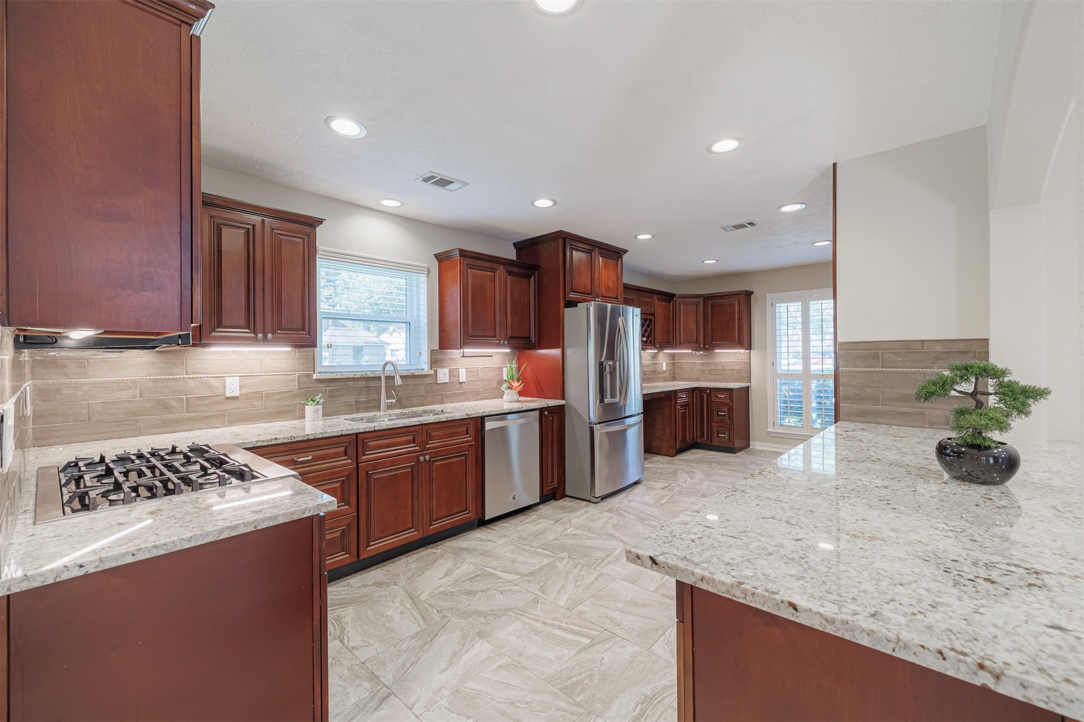 12515 Lakecrest Circle Cypress TX 77429