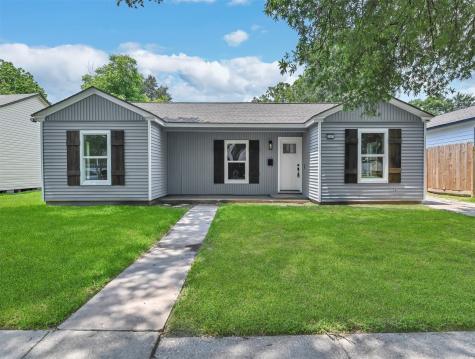 2001 Oregon Street Baytown TX 77520