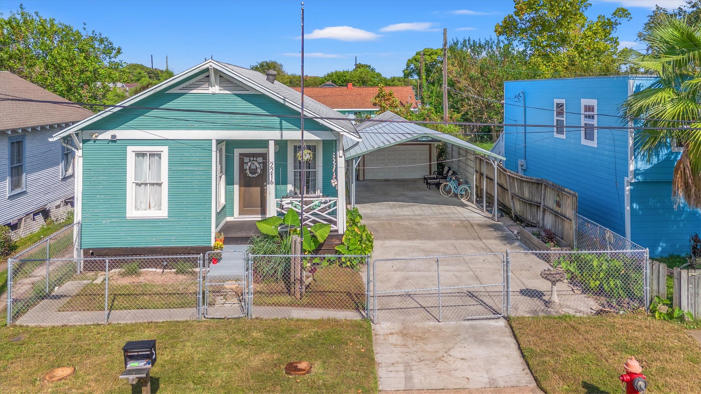 2216 44th Street Galveston TX 77550