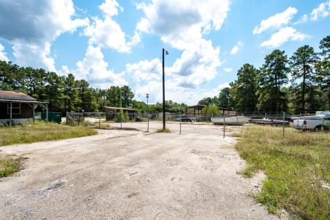 123 Business Park Drive Willis TX 77378