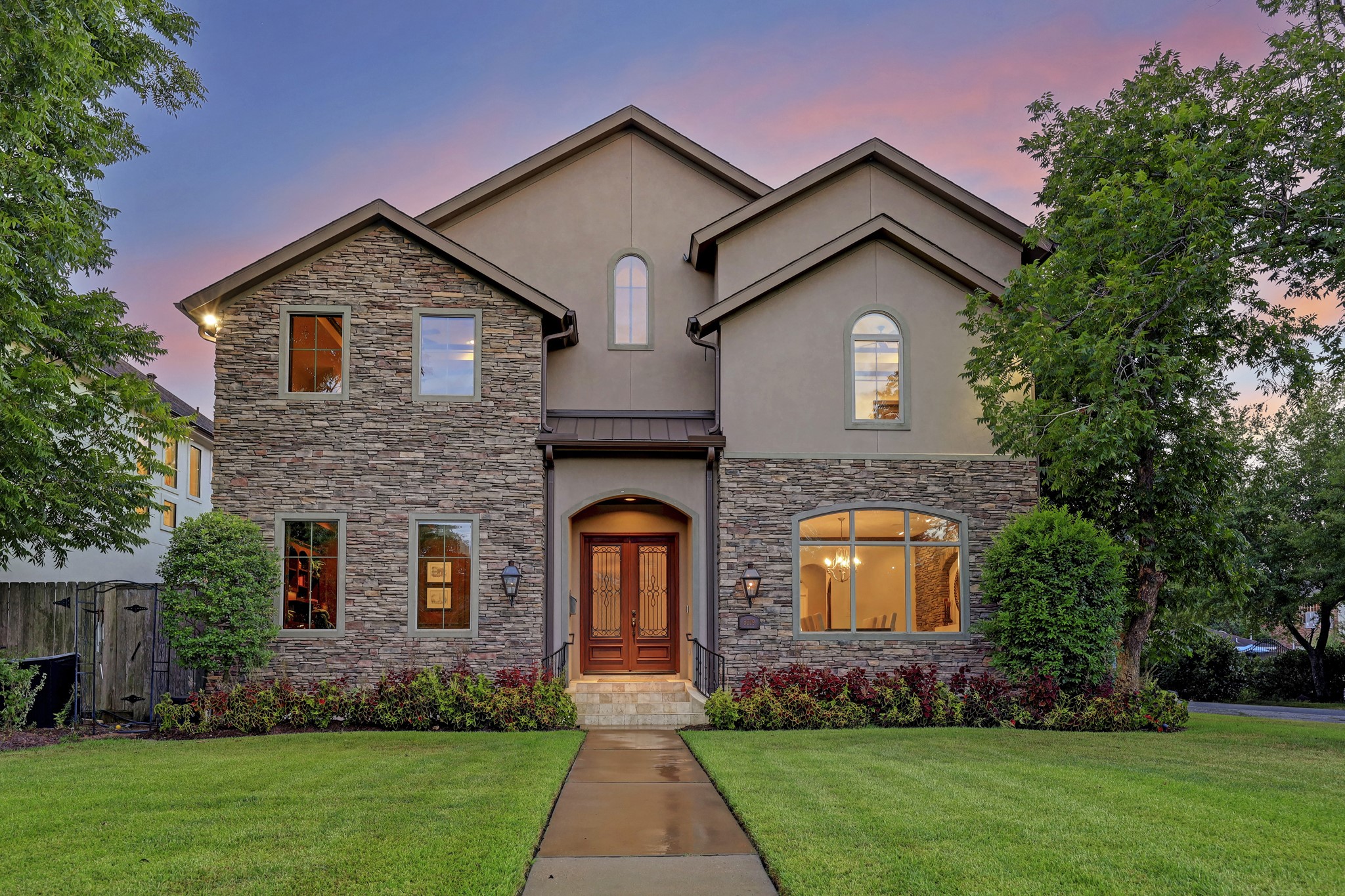 5319 Aspen Street Bellaire TX 77401