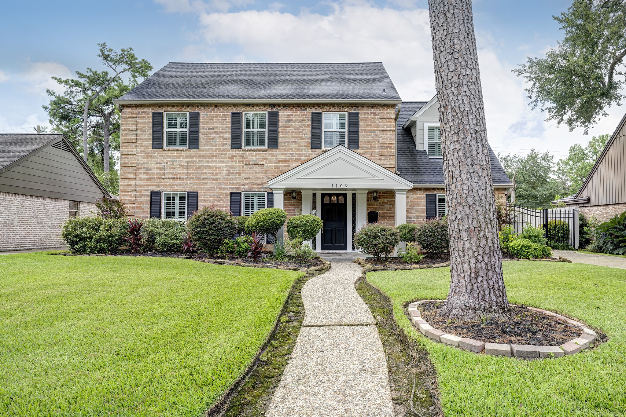 1109 Cheshire Lane Houston TX 77018