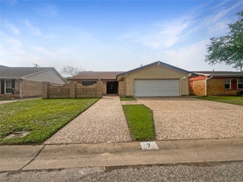 7 Willow Lane Galveston TX 77551