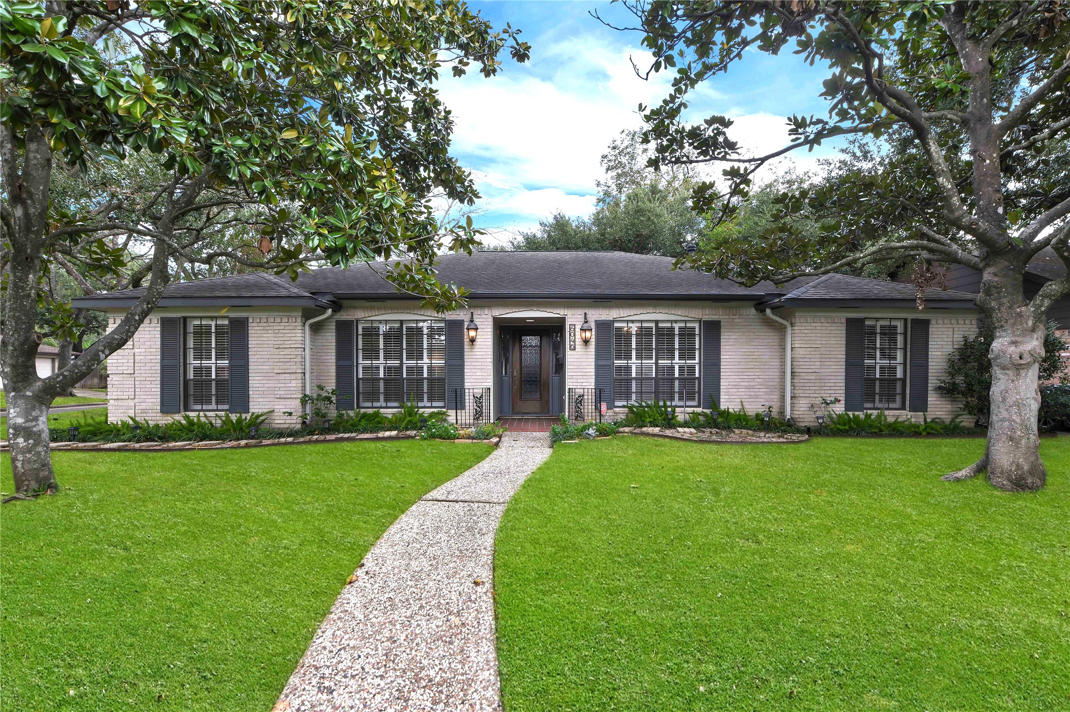 6046 Yarwell Drive Houston TX 77096
