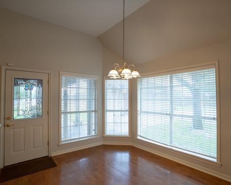 604 Texas Avenue Shiner TX 77984