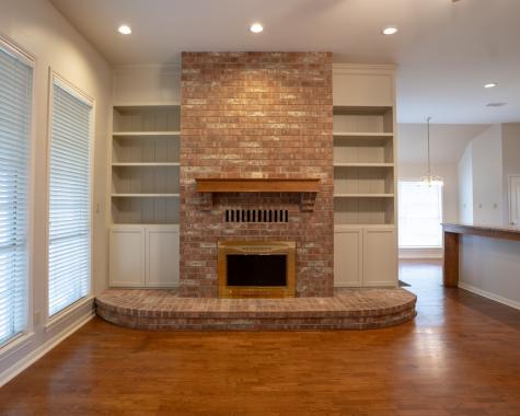 604 Texas Avenue Shiner TX 77984