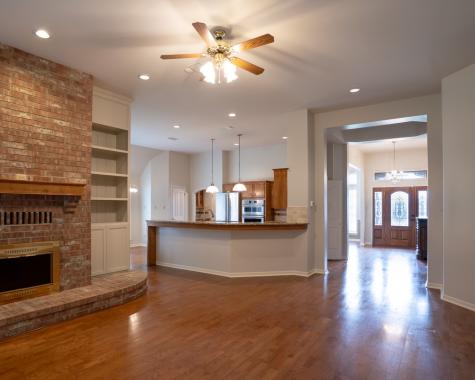 604 Texas Avenue Shiner TX 77984