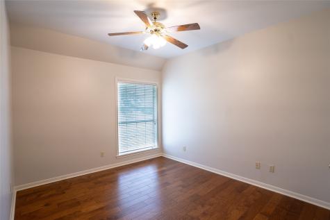 604 Texas Avenue Shiner TX 77984