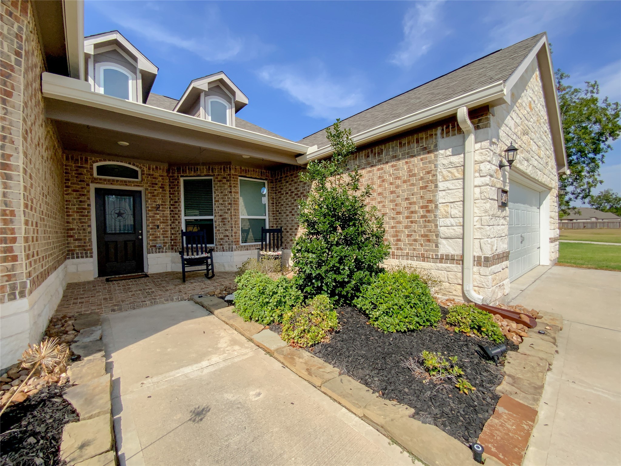 2 Green Meadows Lane West Columbia TX 77486