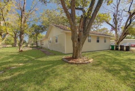 4123 Crosby Cedar Bayou Road Baytown TX 77521