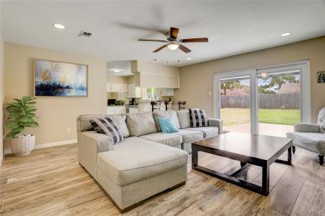 5522 Duxbury Street Houston TX 77035